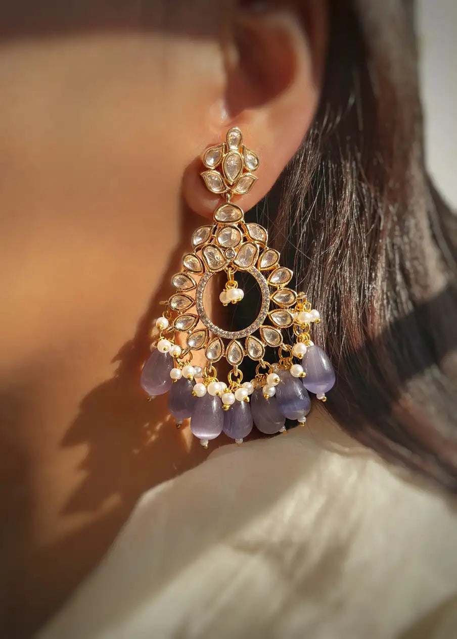 Color beds earing with moissanite kundan