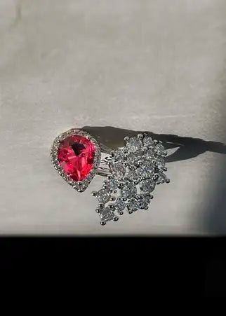 Adjustable heart-shaped statement ring