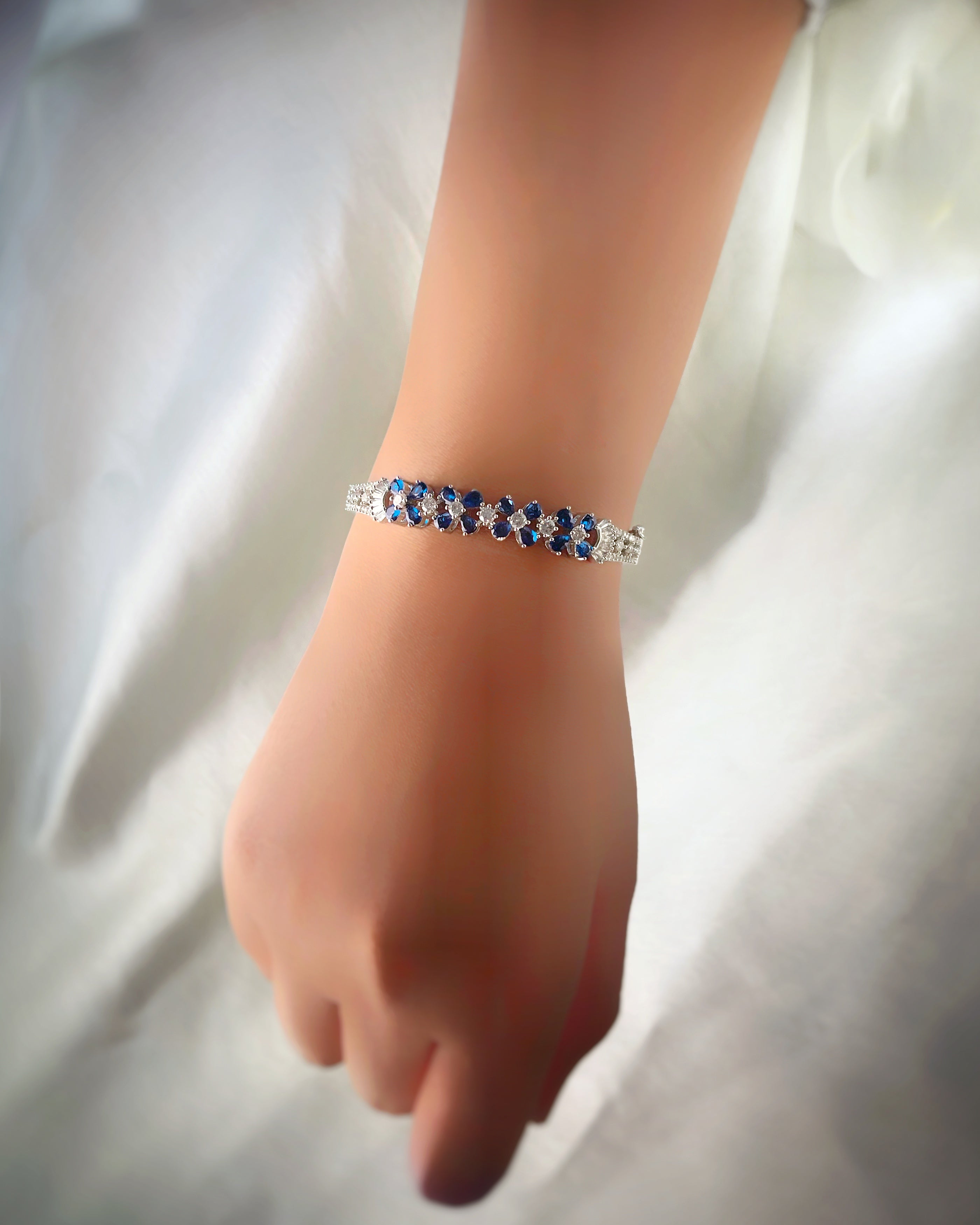 Royal-Blue Petal Silver Bracelet