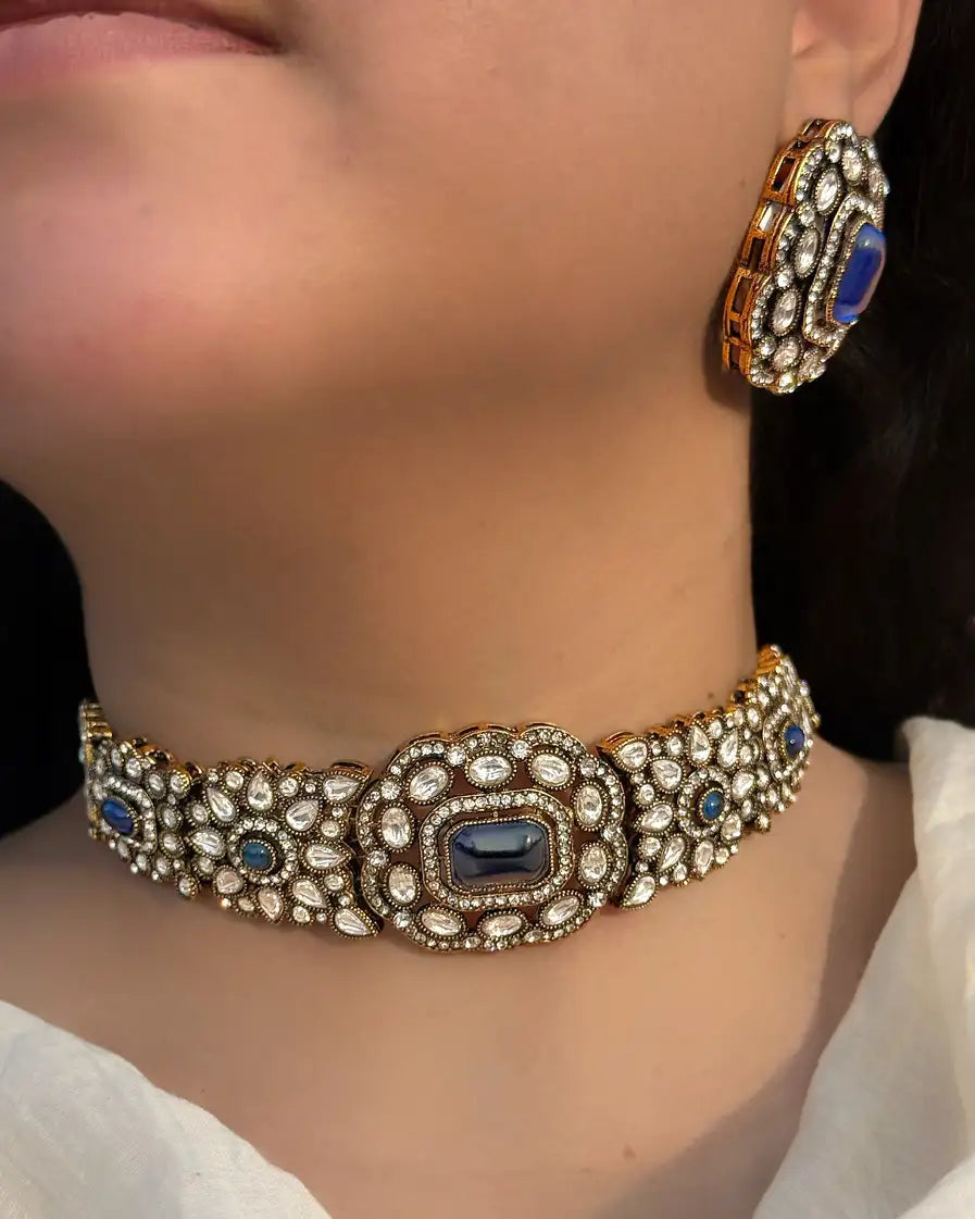 Royal Victorian Blue Fusion – AD & Kundan Choker Set